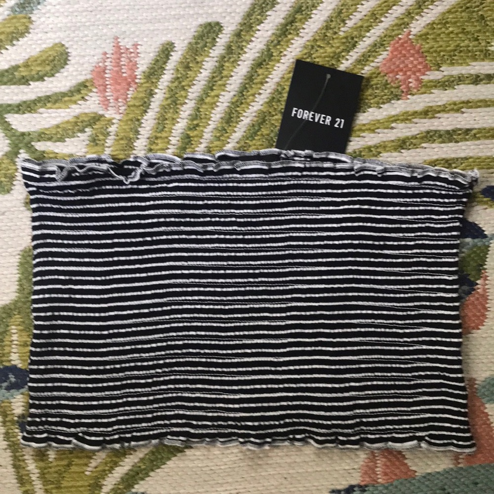 NEW Top Forever 21